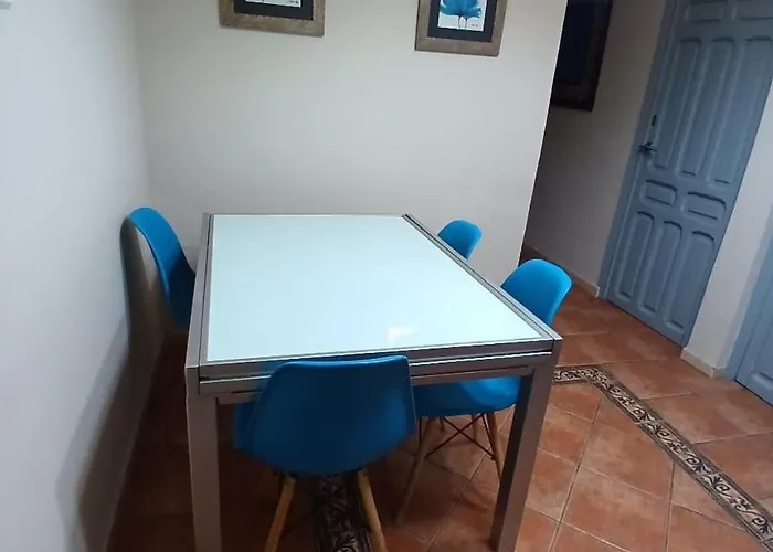 Budget And Lovely Macarena B Privat bolig