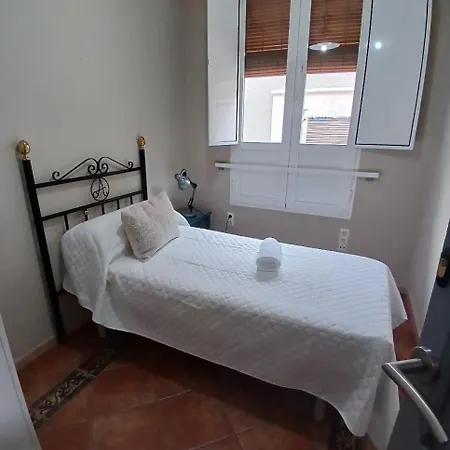 Budget And Lovely Macarena B Homestay